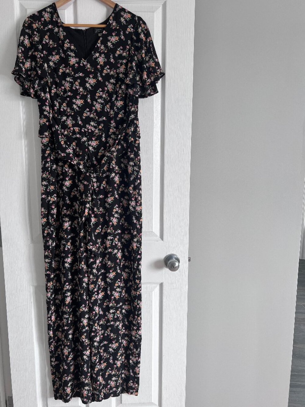 Tahari Floral Jumpsuit Size 12